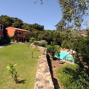 Le Sughere Alloggio per agriturismo